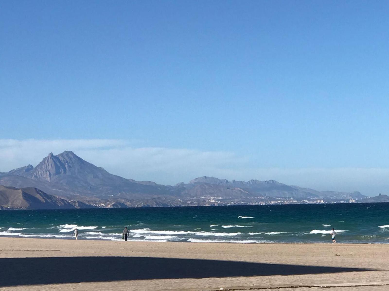 La Hispanola El Campello Buitenkant foto